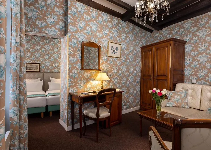 Relais Hotel Du Vieux Paris